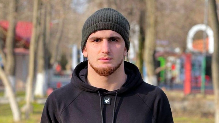 Курамагомедов победил Мусаева в бою за титул PFL