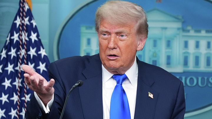 Песков заявил, что Трамп готов выслушать информацию от Путина