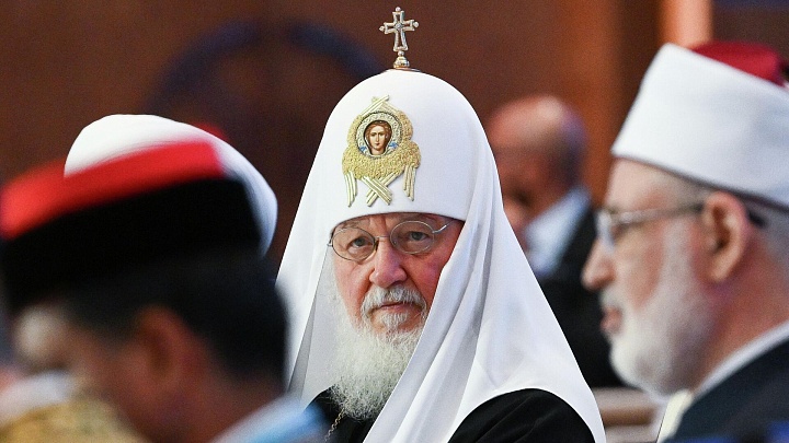 Патриарх Кирилл призвал не прятать веру