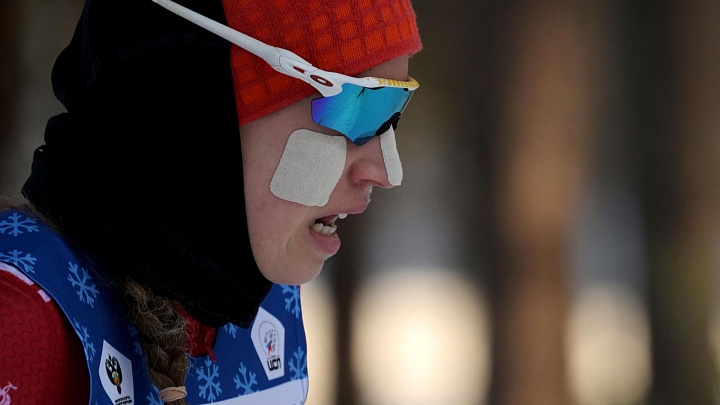 Крупицкая выиграла гонку с раздельным стартом на ЧР по лыжным гонкам